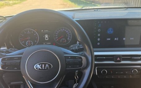 KIA K5, 2021 год, 1 600 000 рублей, 3 фотография