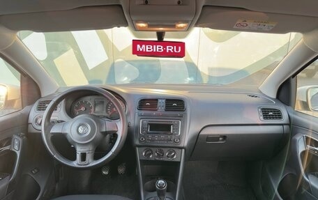 Volkswagen Polo VI (EU Market), 2014 год, 820 000 рублей, 2 фотография