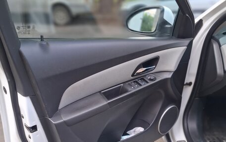 Chevrolet Cruze II, 2013 год, 720 000 рублей, 15 фотография
