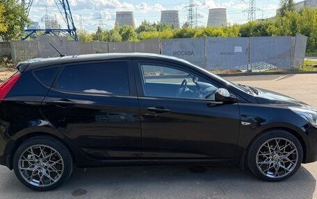 Hyundai Solaris II рестайлинг, 2015 год, 850 000 рублей, 12 фотография