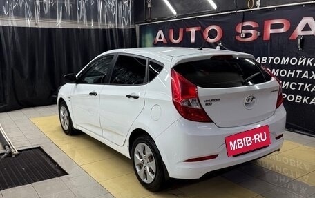 Hyundai Solaris II рестайлинг, 2015 год, 780 000 рублей, 4 фотография