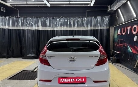 Hyundai Solaris II рестайлинг, 2015 год, 780 000 рублей, 6 фотография