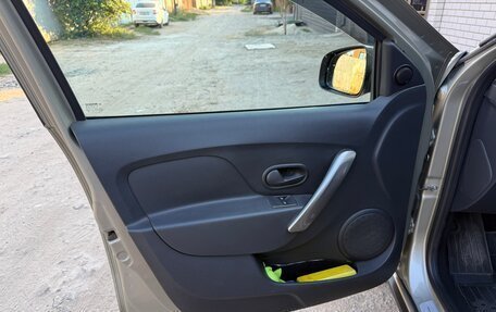 Renault Sandero II рестайлинг, 2016 год, 990 000 рублей, 6 фотография