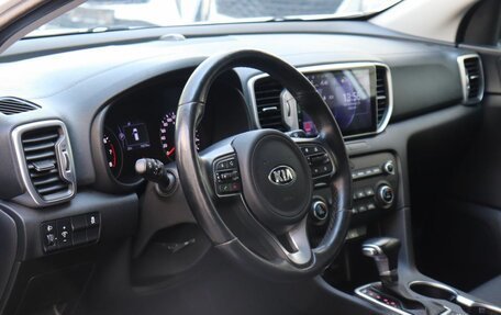 KIA Sportage IV рестайлинг, 2018 год, 1 990 000 рублей, 17 фотография