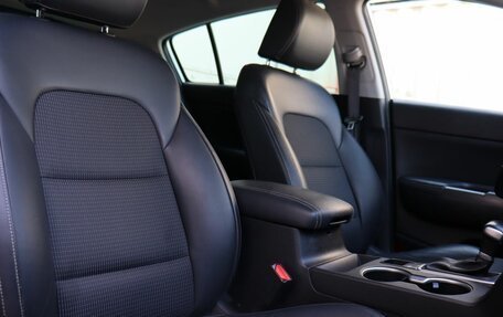 KIA Sportage IV рестайлинг, 2018 год, 1 990 000 рублей, 20 фотография