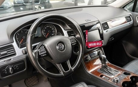 Volkswagen Touareg III, 2011 год, 1 802 700 рублей, 5 фотография