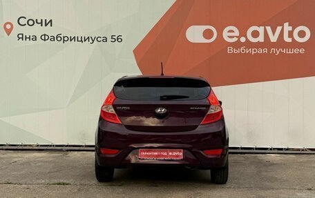Hyundai Solaris II рестайлинг, 2012 год, 930 000 рублей, 5 фотография
