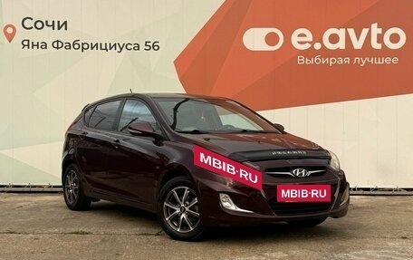 Hyundai Solaris II рестайлинг, 2012 год, 930 000 рублей, 3 фотография