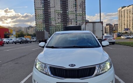 KIA Rio III рестайлинг, 2014 год, 1 200 000 рублей, 30 фотография