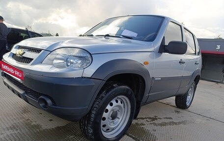 Chevrolet Niva I рестайлинг, 2010 год, 410 000 рублей, 4 фотография