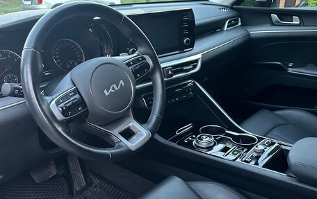 KIA K5, 2022 год, 3 100 000 рублей, 11 фотография