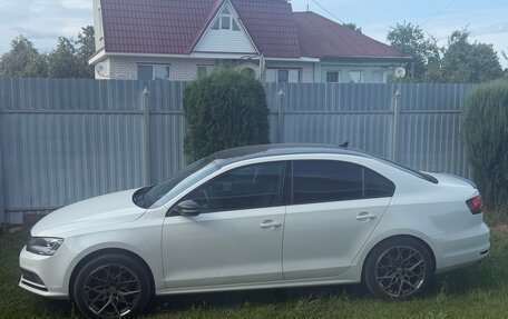Volkswagen Jetta VI, 2018 год, 1 550 000 рублей, 13 фотография