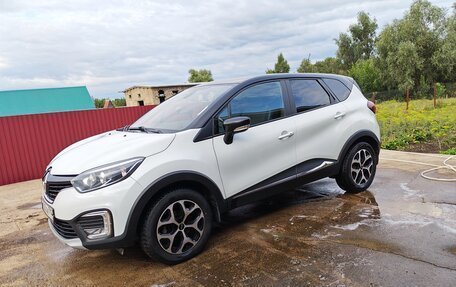 Renault Kaptur I рестайлинг, 2017 год, 1 510 000 рублей, 3 фотография