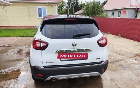 Renault Kaptur I рестайлинг, 2017 год, 1 510 000 рублей, 5 фотография