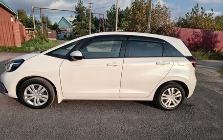 Honda Fit, 2020 год, 1 330 000 рублей, 7 фотография