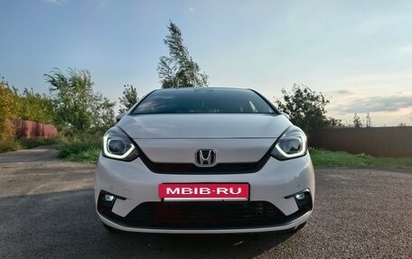 Honda Fit, 2020 год, 1 330 000 рублей, 2 фотография