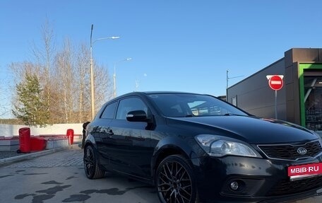 KIA cee'd I рестайлинг, 2011 год, 900 000 рублей, 1 фотография