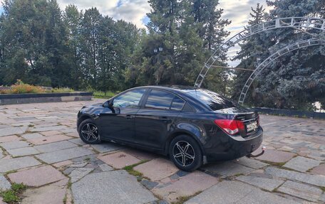 Chevrolet Cruze II, 2010 год, 570 000 рублей, 7 фотография