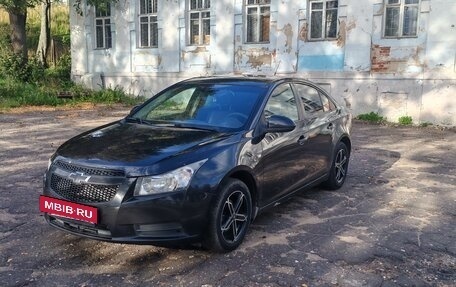 Chevrolet Cruze II, 2010 год, 570 000 рублей, 6 фотография
