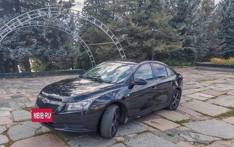 Chevrolet Cruze II, 2010 год, 570 000 рублей, 3 фотография