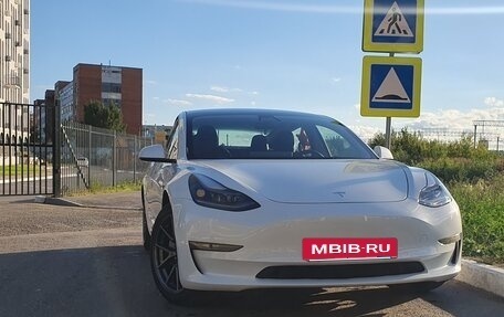 Tesla Model 3 I, 2022 год, 4 100 000 рублей, 2 фотография
