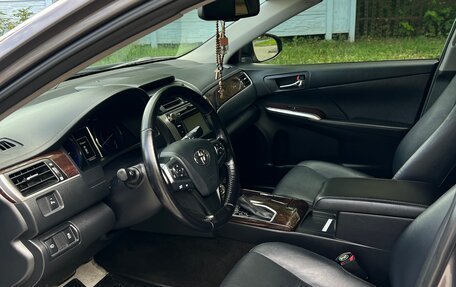 Toyota Camry, 2016 год, 1 950 000 рублей, 10 фотография