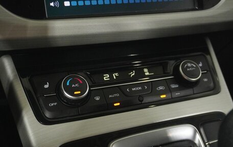 Geely Atlas I, 2020 год, 1 600 000 рублей, 13 фотография