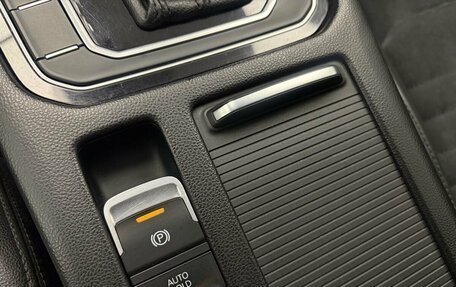 Volkswagen Passat B8 рестайлинг, 2016 год, 1 849 000 рублей, 13 фотография