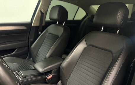 Volkswagen Passat B8 рестайлинг, 2016 год, 1 849 000 рублей, 21 фотография