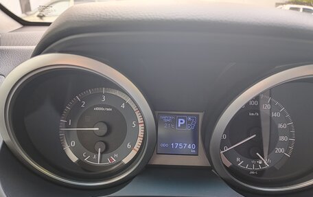 Toyota Land Cruiser Prado 150 рестайлинг 2, 2016 год, 4 100 000 рублей, 3 фотография