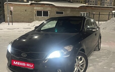 KIA cee'd I рестайлинг, 2011 год, 900 000 рублей, 22 фотография