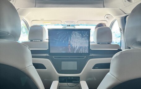 Hyundai Grand Starex Grand Starex I рестайлинг 2, 2019 год, 3 799 000 рублей, 18 фотография