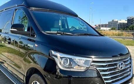 Hyundai Grand Starex Grand Starex I рестайлинг 2, 2019 год, 3 799 000 рублей, 22 фотография