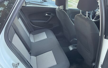 Volkswagen Polo VI (EU Market), 2015 год, 970 000 рублей, 15 фотография