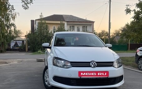 Volkswagen Polo VI (EU Market), 2015 год, 970 000 рублей, 3 фотография