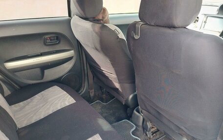 Toyota Ist II, 2002 год, 400 000 рублей, 3 фотография