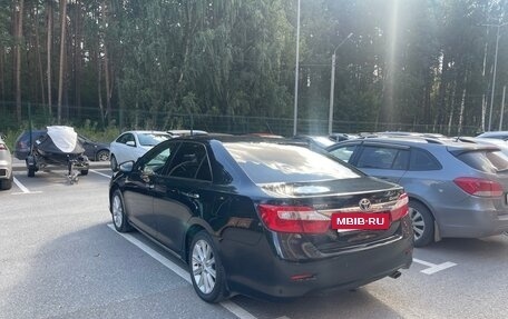 Toyota Camry, 2012 год, 1 605 000 рублей, 2 фотография