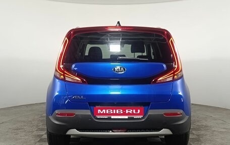 KIA Soul II рестайлинг, 2019 год, 1 900 000 рублей, 6 фотография