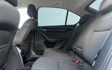 Skoda Octavia, 2018 год, 1 830 000 рублей, 11 фотография