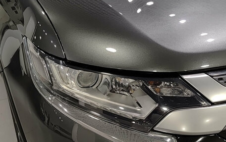 Mitsubishi Outlander III рестайлинг 3, 2020 год, 2 406 000 рублей, 21 фотография