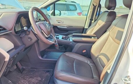 Toyota Sienna, 2024 год, 7 258 000 рублей, 7 фотография
