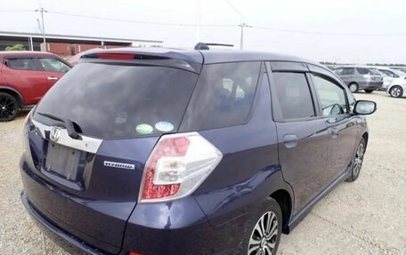 Honda Fit Shuttle I рестайлинг, 2014 год, 800 000 рублей, 2 фотография