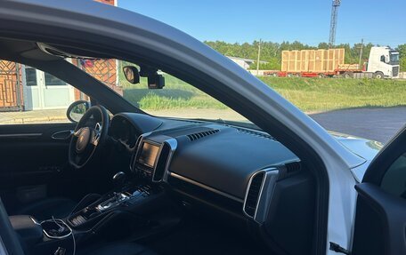 Porsche Cayenne III, 2012 год, 2 200 000 рублей, 8 фотография