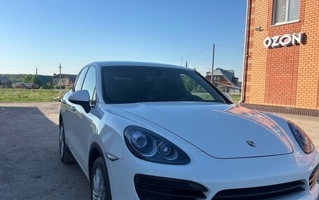 Porsche Cayenne III, 2012 год, 2 200 000 рублей, 2 фотография