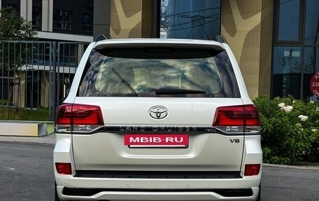 Toyota Land Cruiser 200, 2015 год, 5 200 000 рублей, 4 фотография