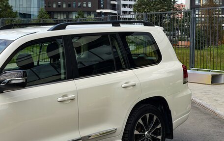 Toyota Land Cruiser 200, 2015 год, 5 200 000 рублей, 18 фотография