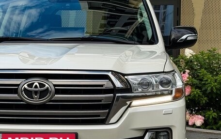 Toyota Land Cruiser 200, 2015 год, 5 200 000 рублей, 9 фотография