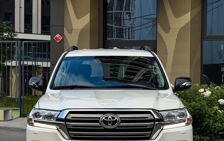 Toyota Land Cruiser 200, 2015 год, 5 200 000 рублей, 8 фотография