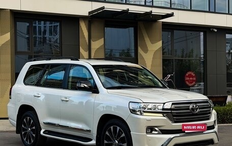 Toyota Land Cruiser 200, 2015 год, 5 200 000 рублей, 7 фотография