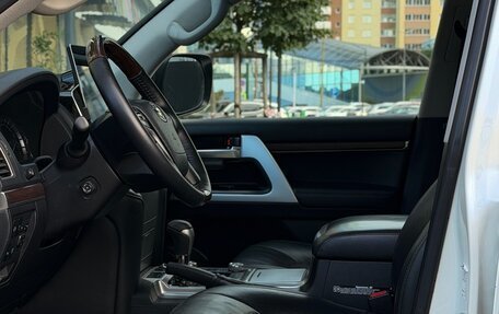 Toyota Land Cruiser 200, 2015 год, 5 200 000 рублей, 20 фотография